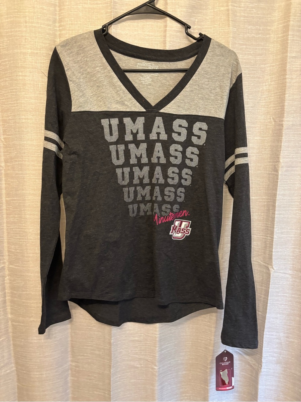 UMass Women's Long-Sleeve V-Neck Tee - Charcoal/Gray